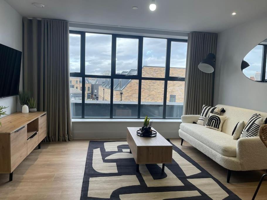Trendy Apartment In Cardiff Free Parking Kültér fotó