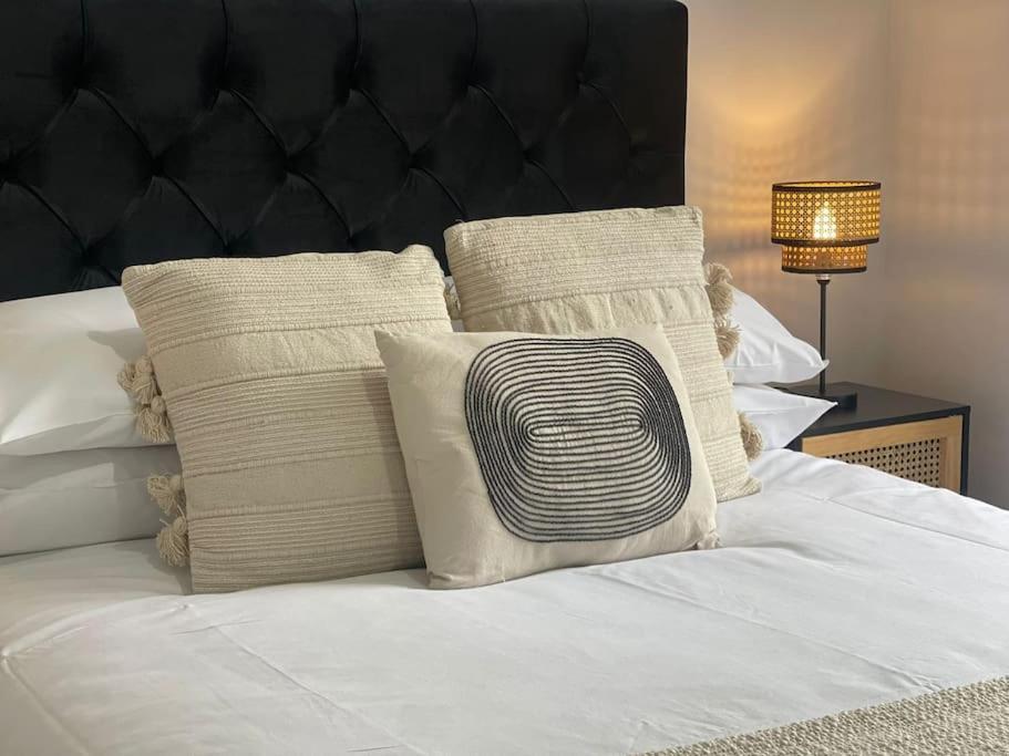 Trendy Apartment In Cardiff Free Parking Kültér fotó